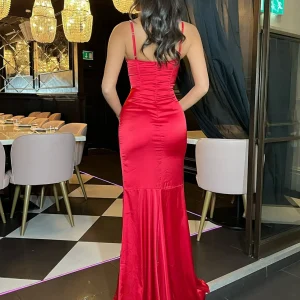 Sale Carley Diamante Satin Split Gown - Red Women Dresses